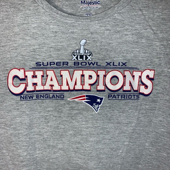 New England Patriots Champions Women’s T-shirt! - Picture 2 of 3
